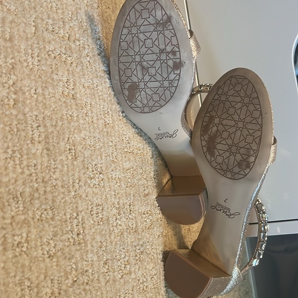 Jewel by Badger Mischka block heels - Picture 6 of 8